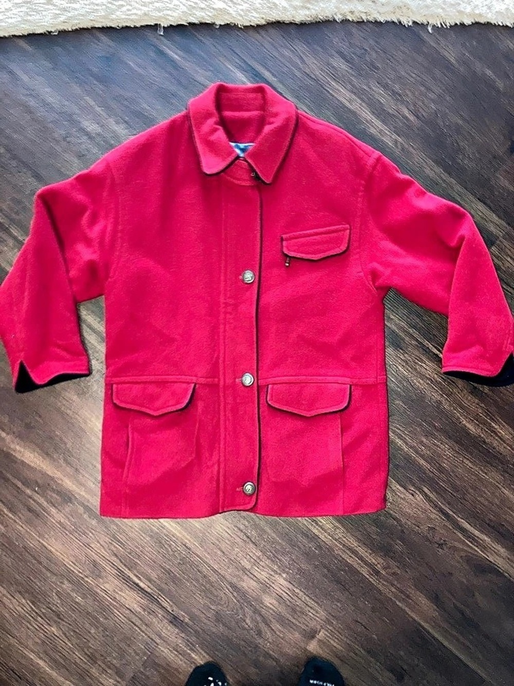 Burberrys women’s red coat size M